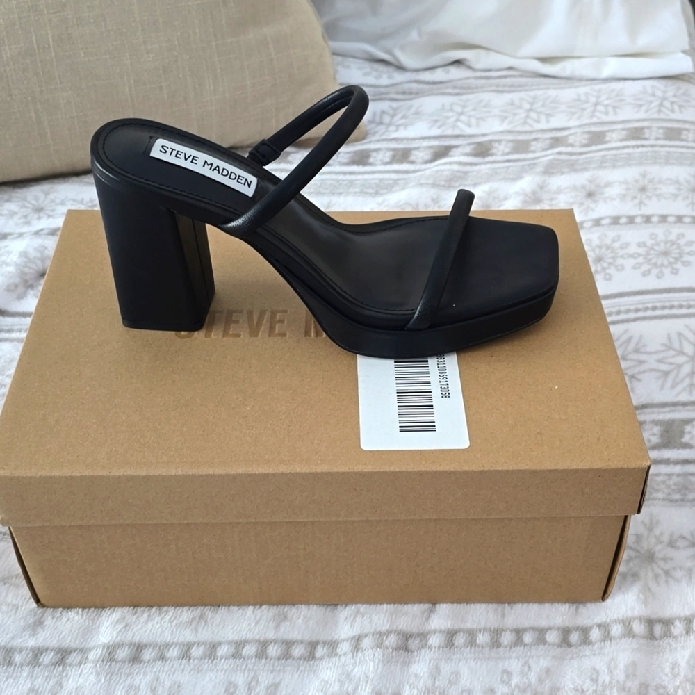 Sandals heel